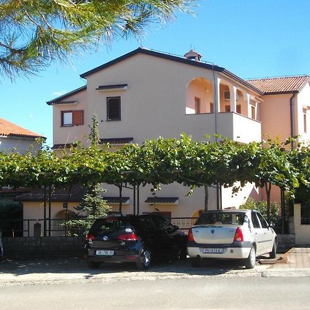 Apartments Neda - Porec South 外观 照片