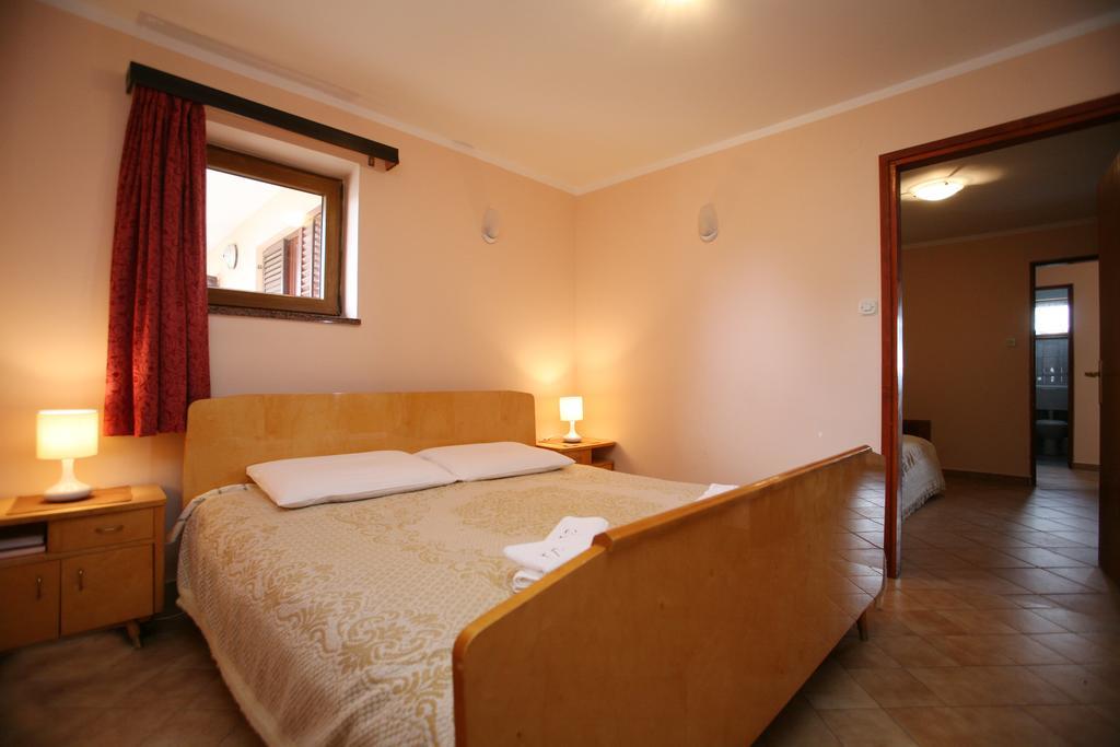 Apartments Neda - Porec South 客房 照片