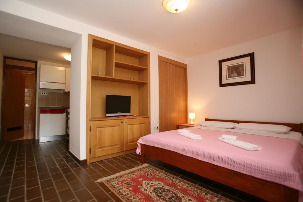 Apartments Neda - Porec South 客房 照片